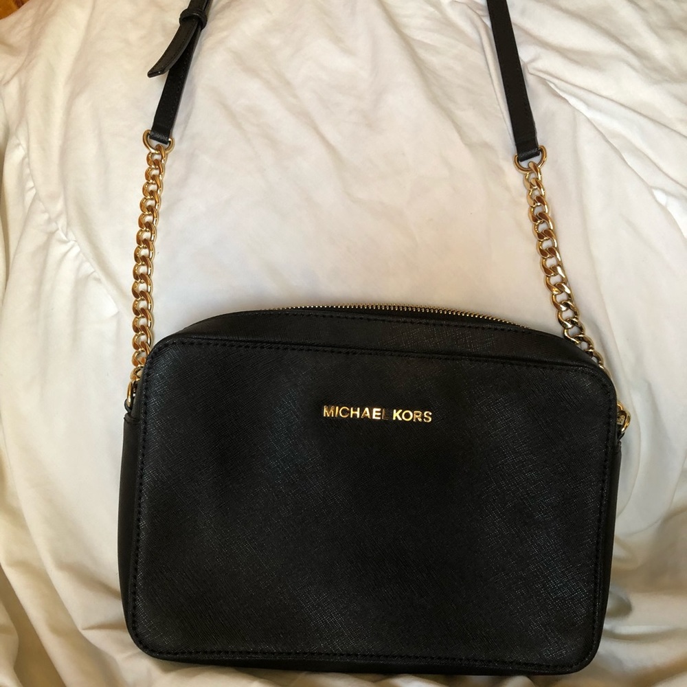 🌟Michael Kors Black Crossbody Bag 🌟